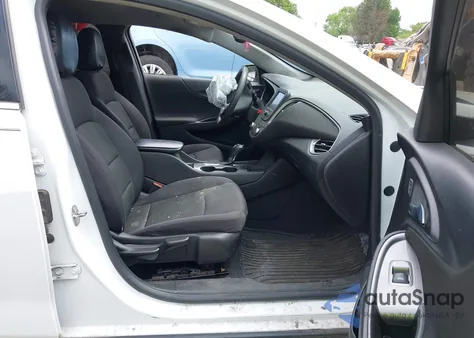 2017 Chevrolet Malibu Ls z USA, uszkodzony, nr VIN 1G1ZB5ST5HF177635